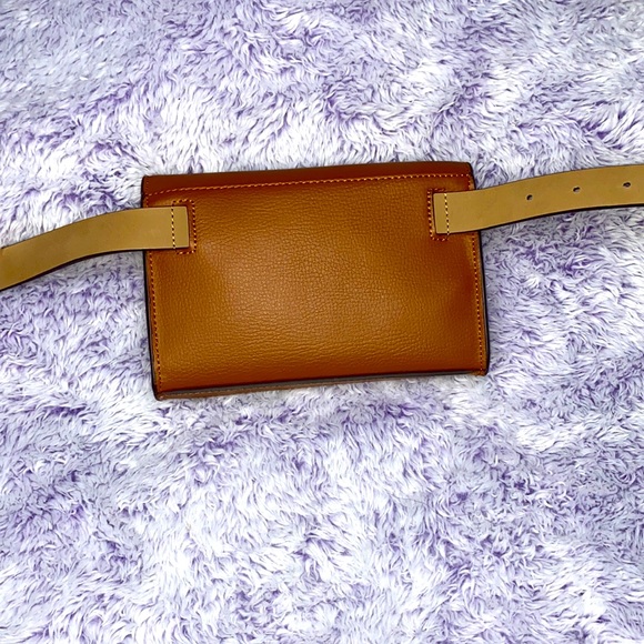 MK Cognac FannyPack - Picture 4 of 9